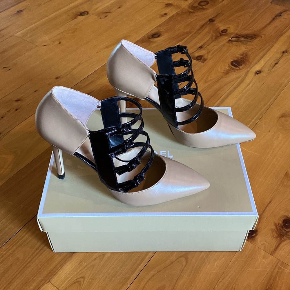 MICHAEL Michael Kors Marta Pump Leather Nude/Black